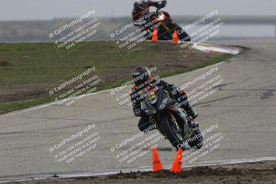 media/Nov-29-2025-TrackDaz (Sat) [[10ae2d9bce]]/A Group/Session 3 (Outside Grapevine)/